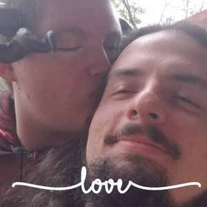 Meet your Posher, Cassandra